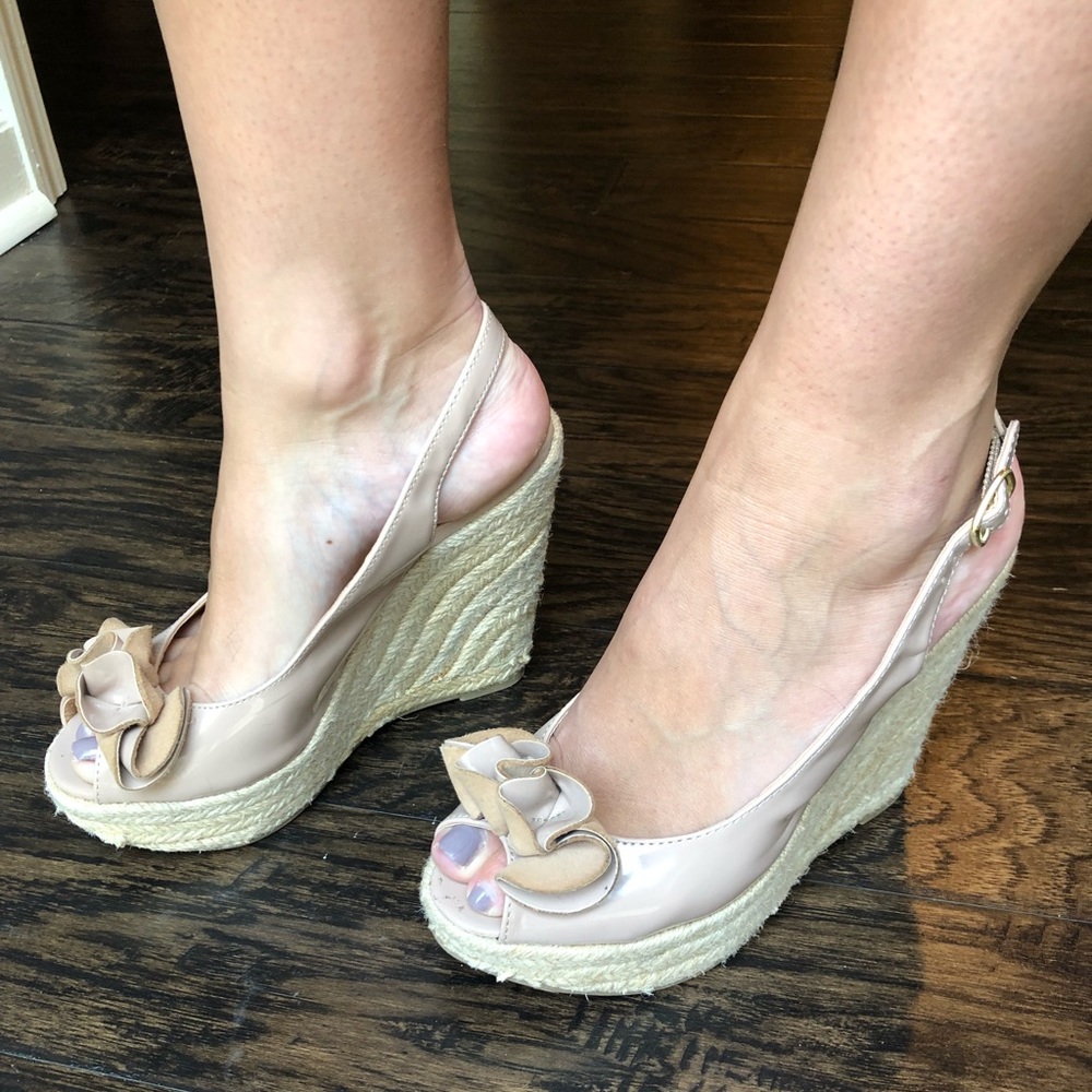 Amazing pink Steve Madden wedges